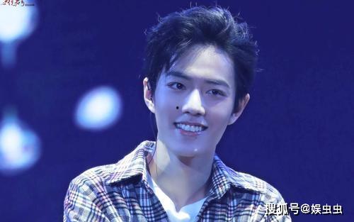 吃瓜娱乐圈许凯是谁啊,娱乐圈新晋小生，吃瓜群众热议的焦点人物