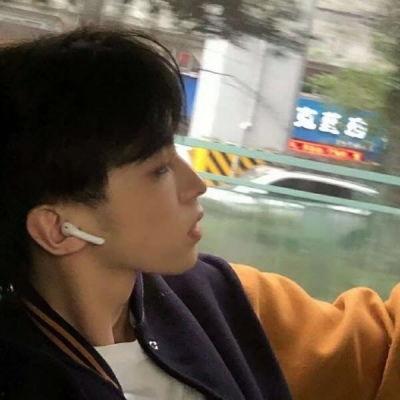 娱乐吃瓜头像男真人,真人生吃瓜头像背后的男星故事