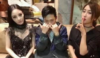 娱乐圈吃瓜配文小说,瓜田里的甜蜜陷阱