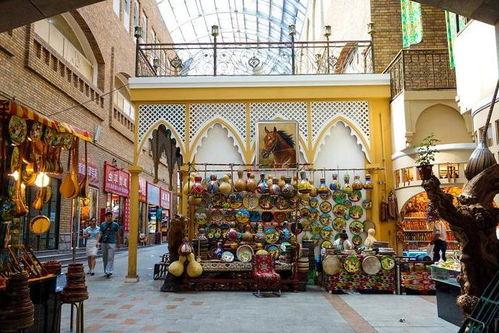 新疆人住宫殿娱乐吃瓜