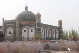 新疆人住宫殿娱乐吃瓜